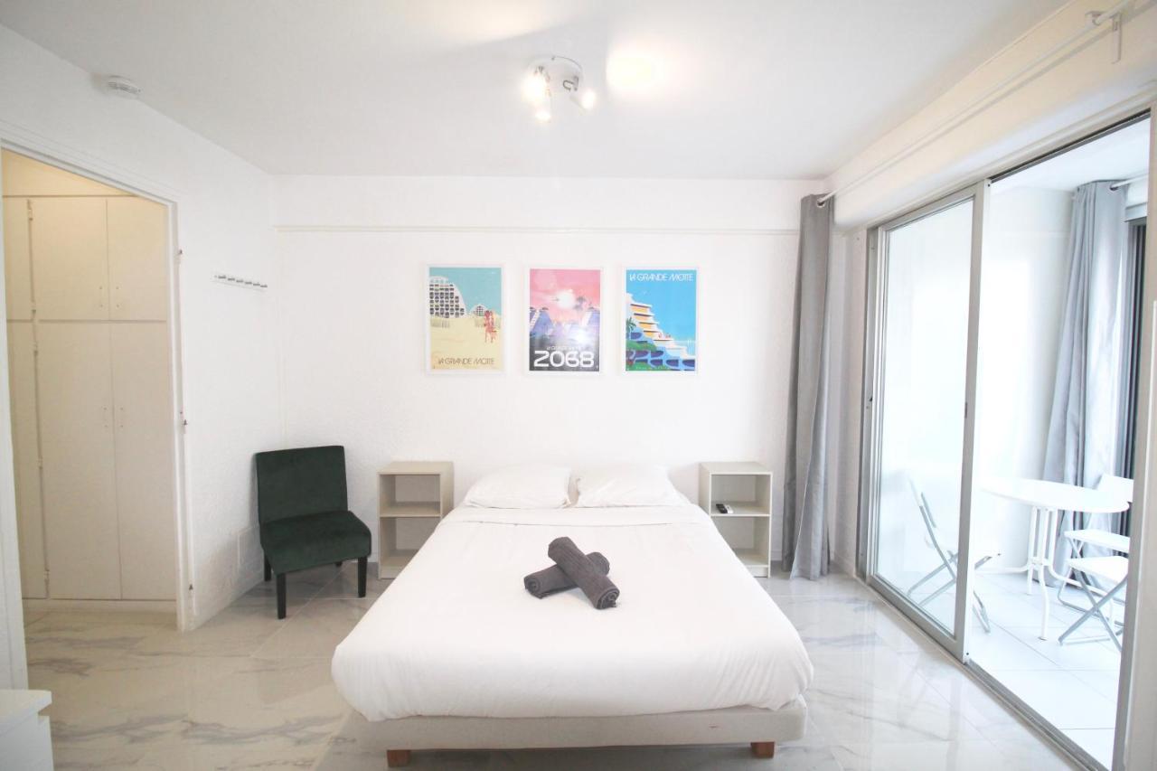 *Le Palais* En Plein Centre Ville Et Proche Plage 라그랑모트 외부 사진