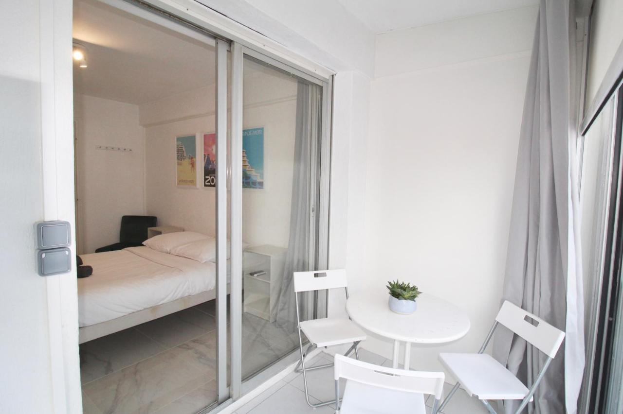 *Le Palais* En Plein Centre Ville Et Proche Plage 라그랑모트 외부 사진