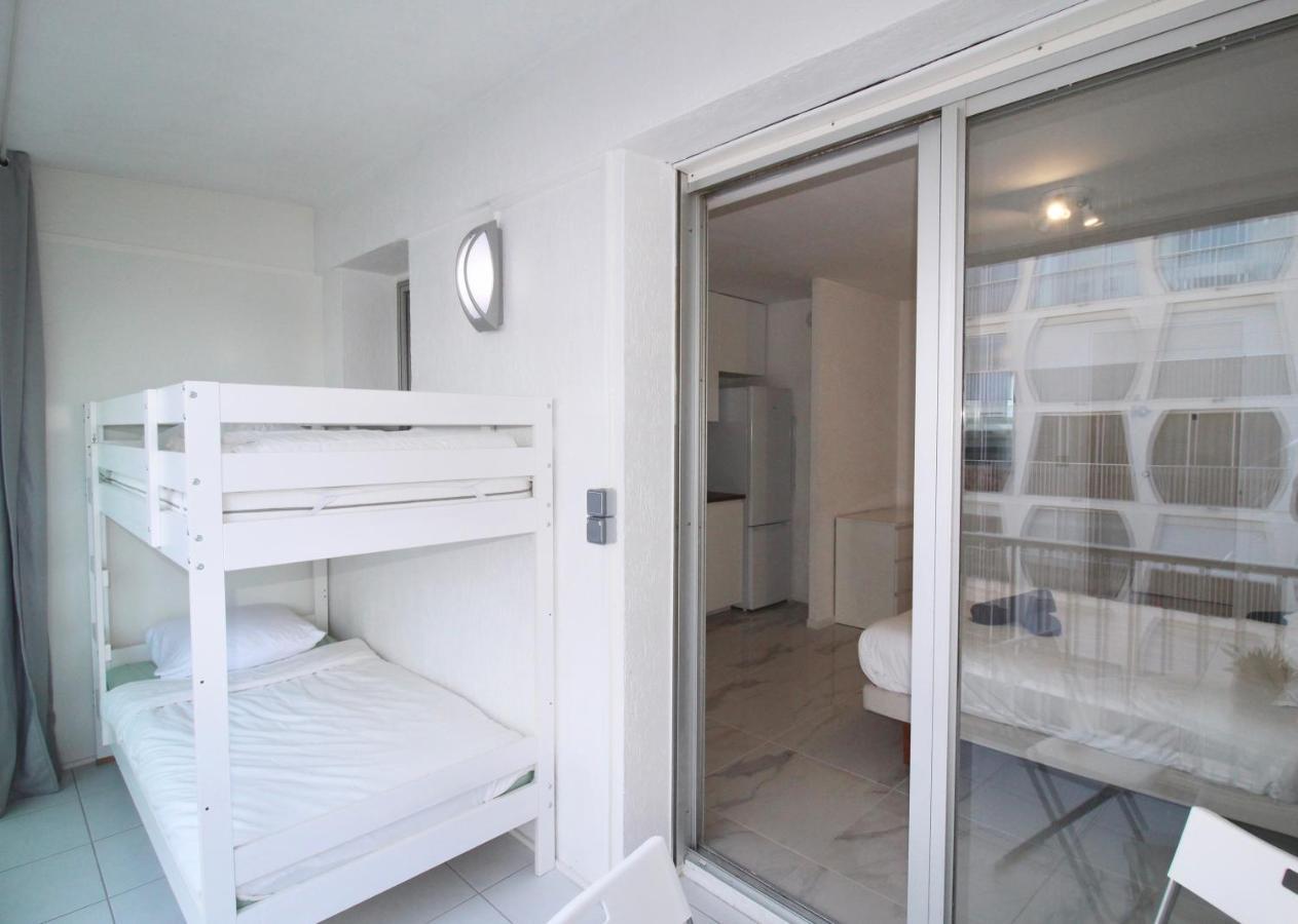 *Le Palais* En Plein Centre Ville Et Proche Plage 라그랑모트 외부 사진